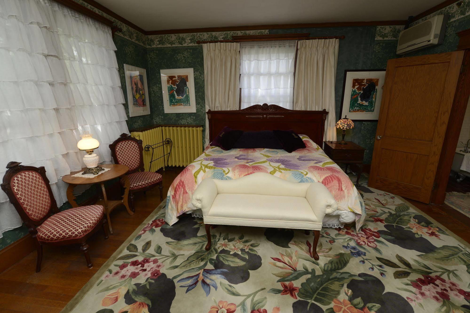 Munroe Inn Boutique Hotel Auburn Buitenkant foto